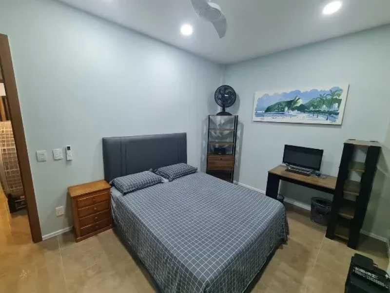 Imagem Apartamento com 2 Quartos à Venda, 100 m²em Copacabana - Rio de Janeiro
