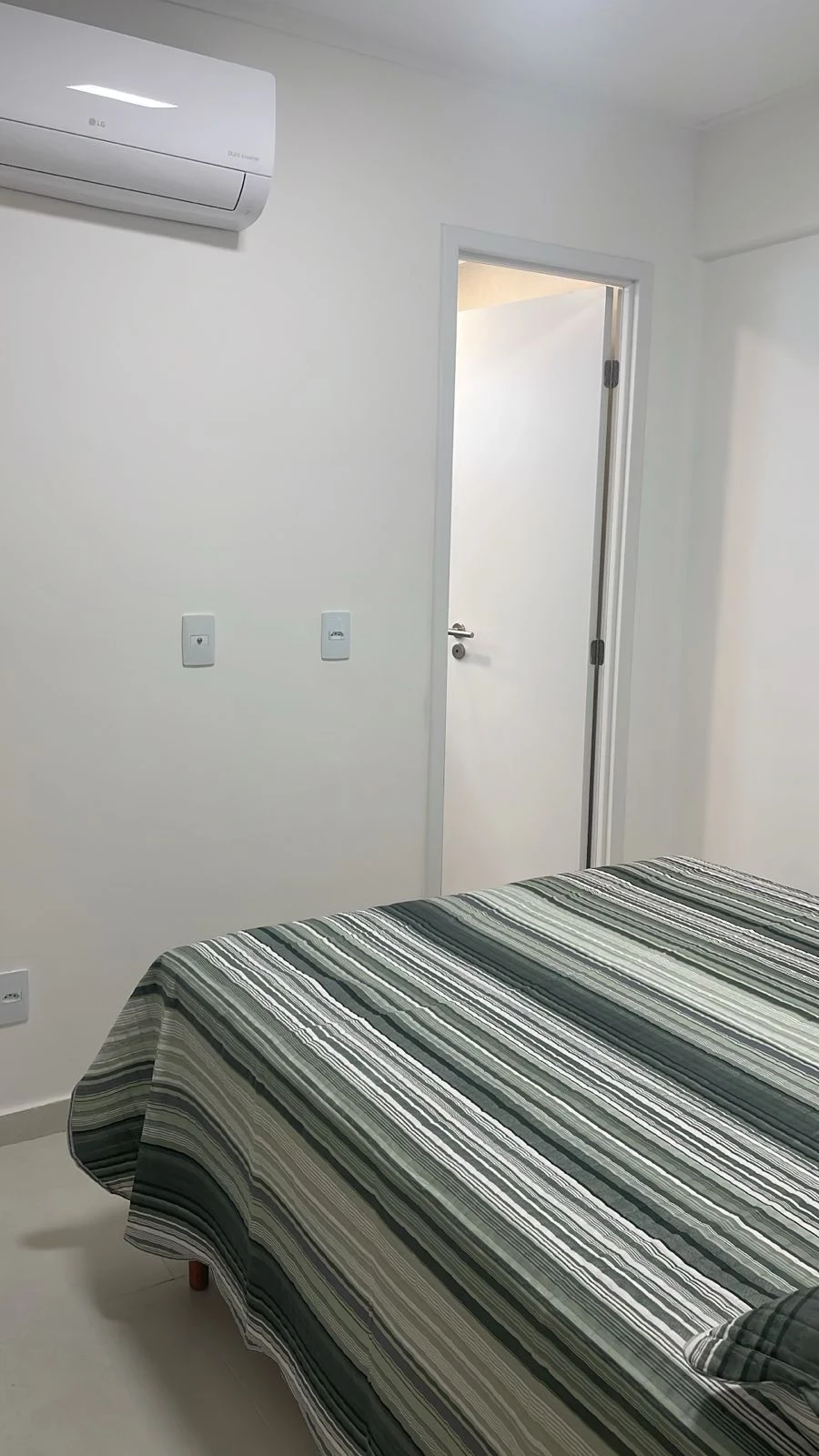 Imagem Apartamento com 1 Quarto à Venda, 33 m² em Graças - Recife