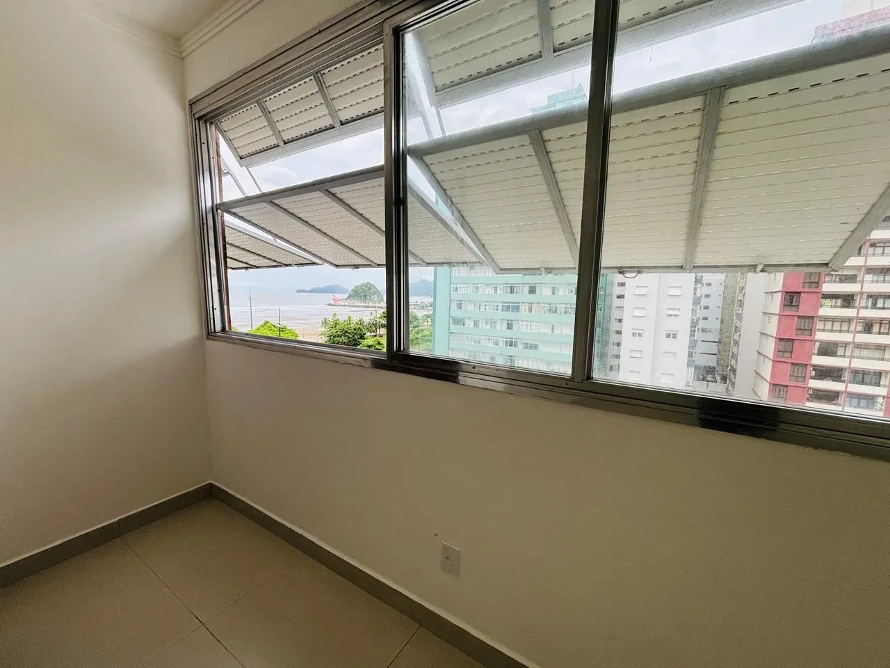 Imagem Apartamento com 2 Quartos à Venda, 85 metros em Campo Grande - Santos