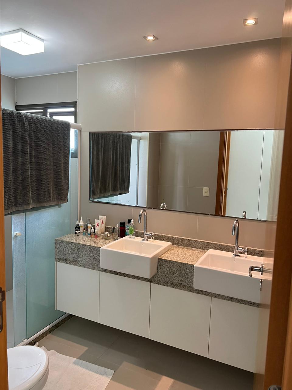 Imagem Apartamento com 4 Quartos à Venda, 238 m²em Paiva - Cabo de Santo Agostinho