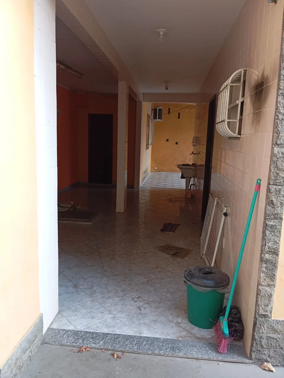 Foto do imóvel: Casa com 3 Quartos à Venda, 132 m² em Laranjal - São Gonçalo