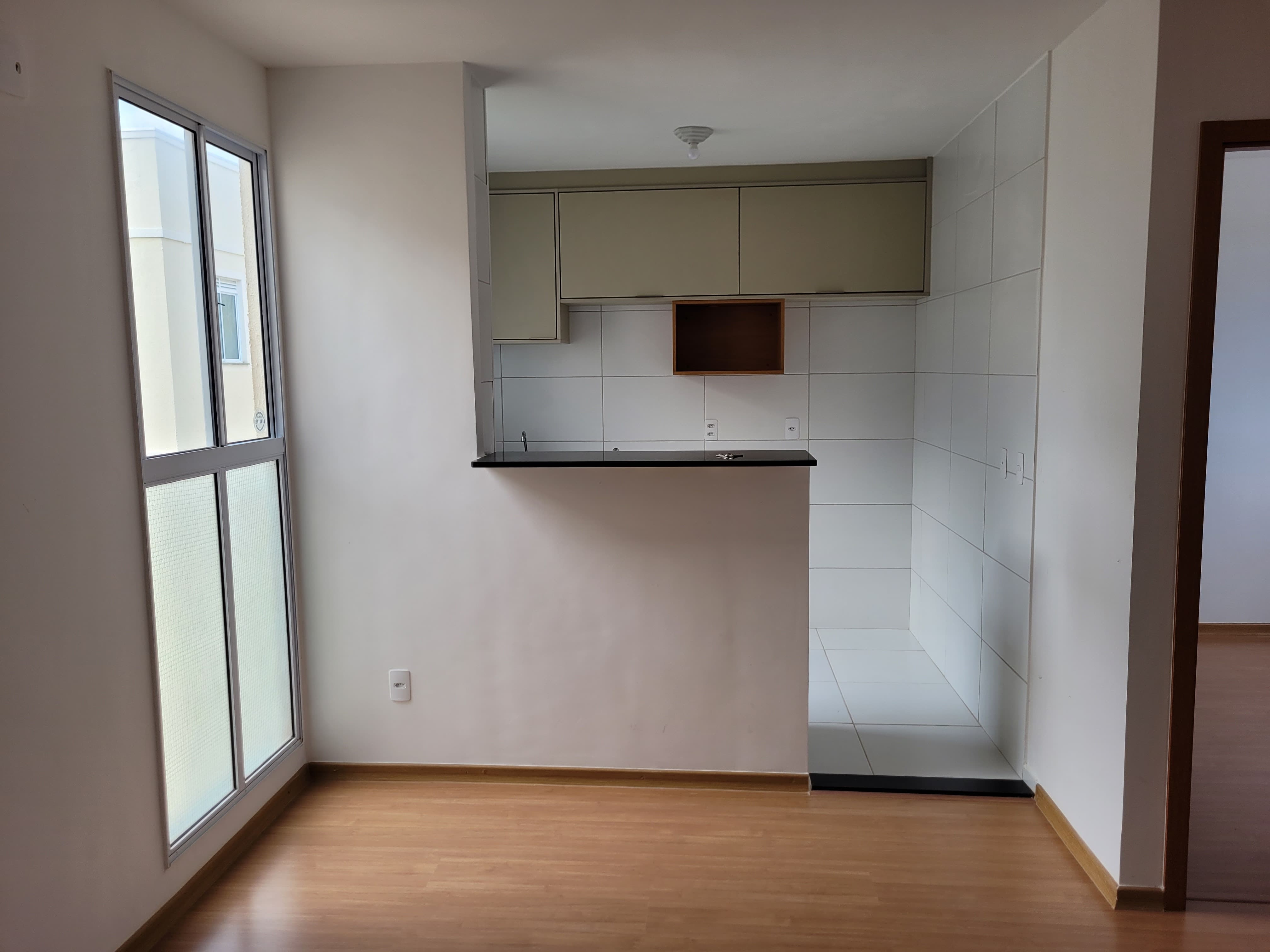 Imagem Apartamento com 2 Quartos para Alugar, 42 m²em Alphaville (Abrantes) - Camaçari