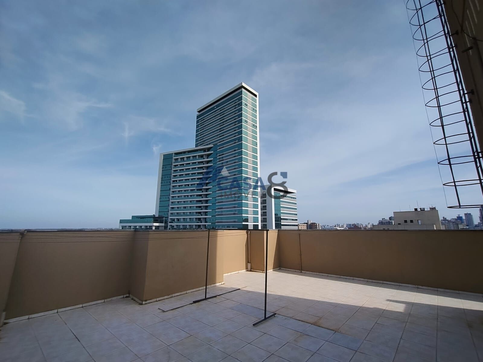 Imagem Apartamento com 1 Quarto à Venda, 34 m² em Centro - Curitiba