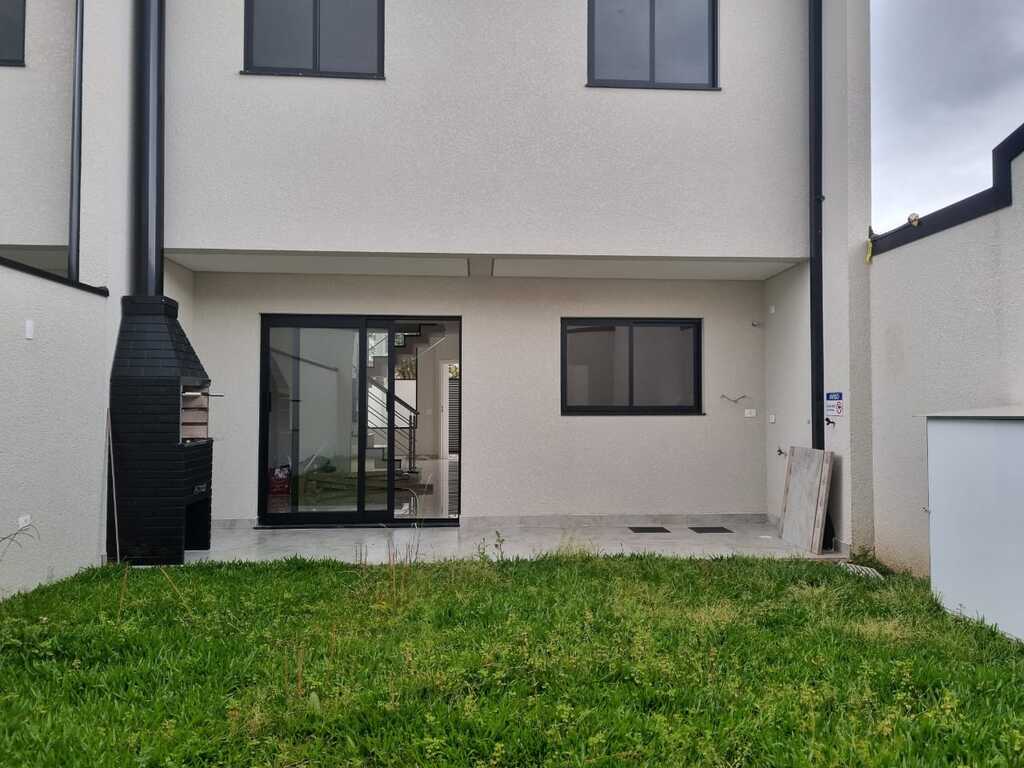 Sobrado com 3 Quartos à Venda, 125 m²em Afonso Pena - São José dos Pinhais