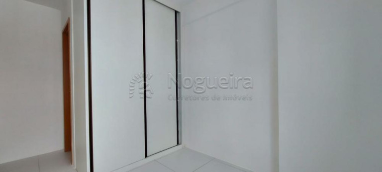 Imagem Apartamento com 2 Quartos para Alugar, 49 m² em Graças - Recife