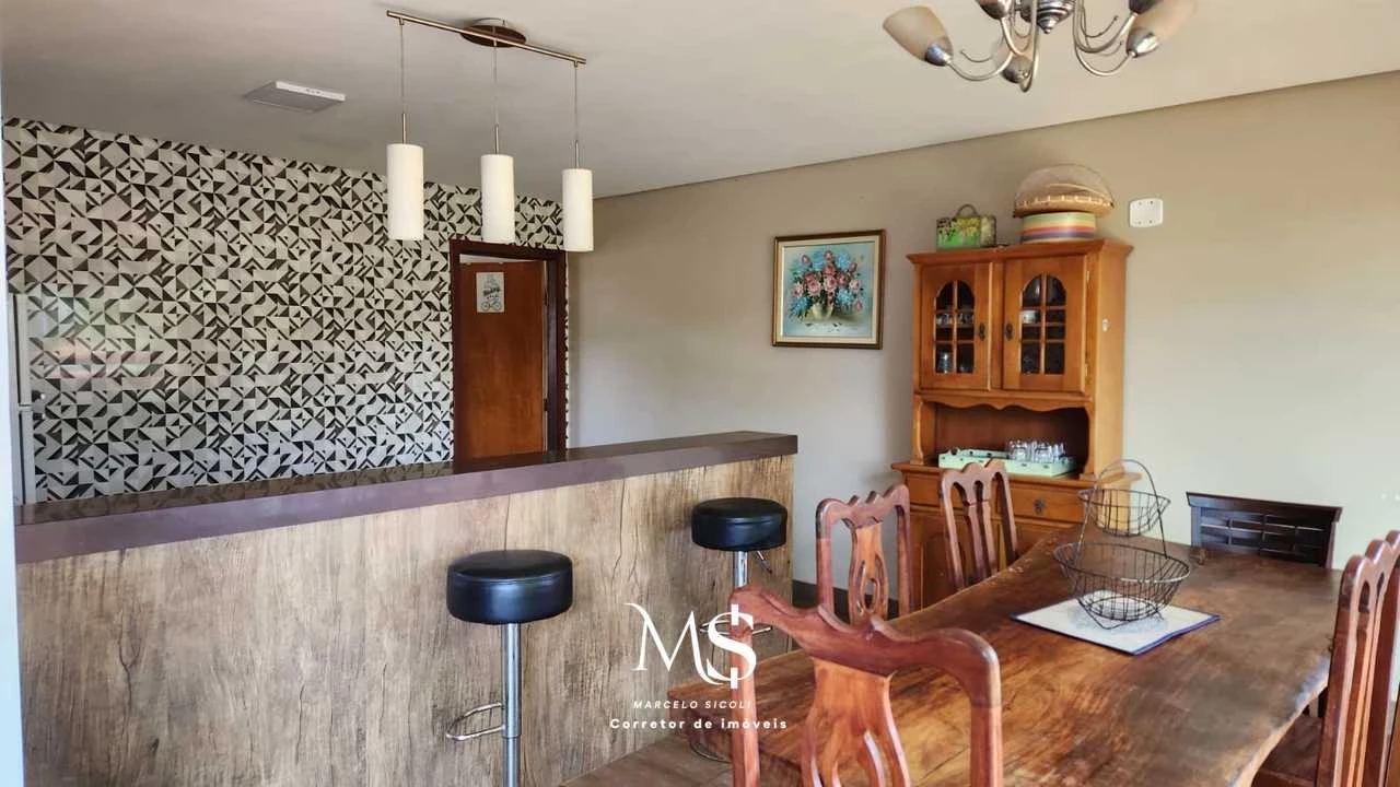 Imagem Sobrado com 4 Quartos à Venda, 550 m² em Centro - Pirenópolis