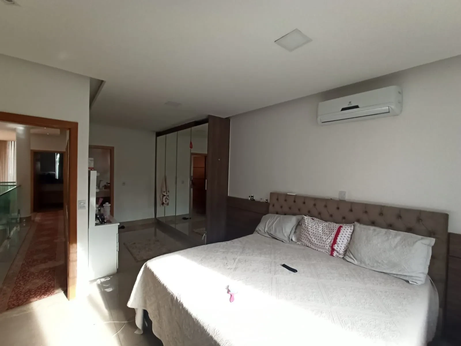 Imagem Casa de Condomínio com 5 Quartos para Alugar, 600 m² em Jardins Paris - Goiânia