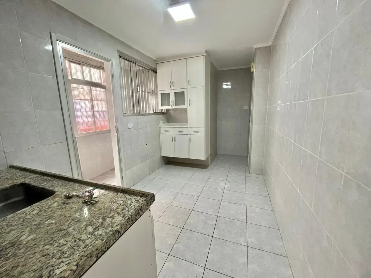 Imagem Apartamento com 2 Quartos à Venda, 70 m² em Embaré - Santos