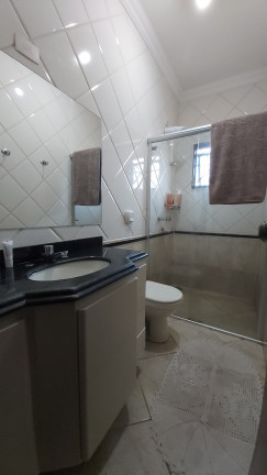 Imagem Casa com 2 Quartos à Venda, 252 metros em Vila Carlota - Campo Grande