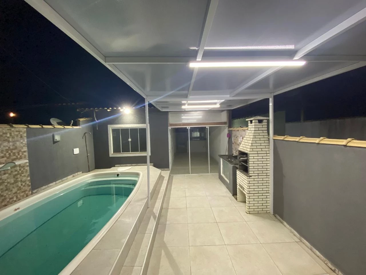 Imagem Casa de Condomínio com 2 Quartos à Venda, 120 m² em Verão Vermelho (Tamoios) - Cabo Frio