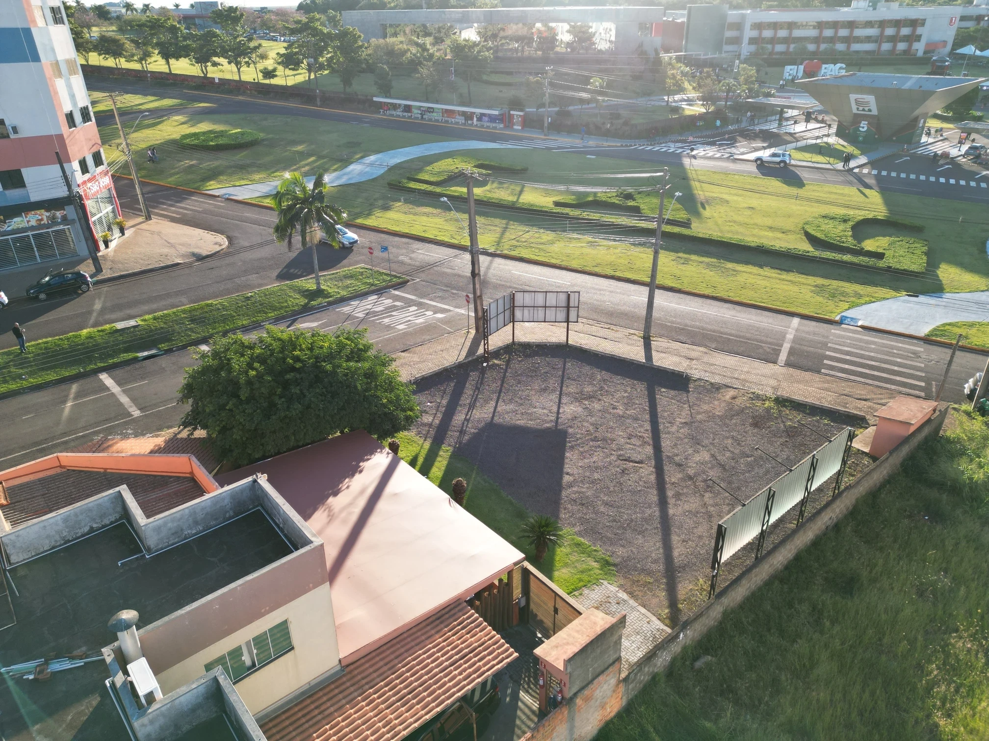 Foto do imóvel: Sala Comercial à Venda, 200 m² em FAG - Cascavel