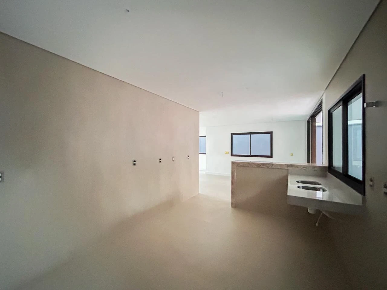 Foto do imóvel: Casa de Condomínio com 4 Quartos à Venda, 260 m² em Lagoinha - Eusébio