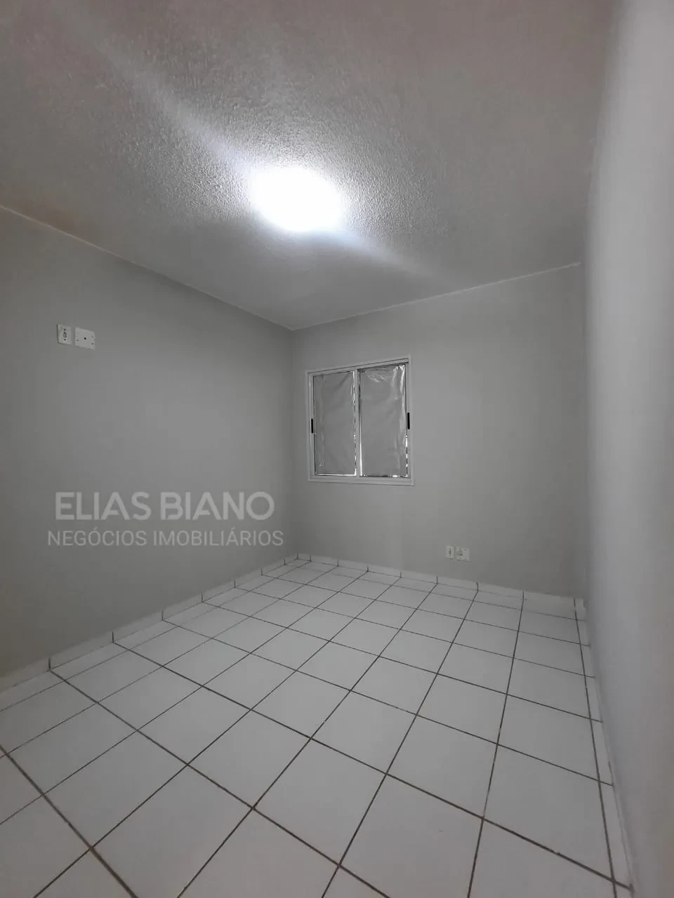 Imagem Casa de Condomínio com 3 Quartos à Venda, 122 m² em Residencial Florais do Planalto - Valparaíso de Goiás