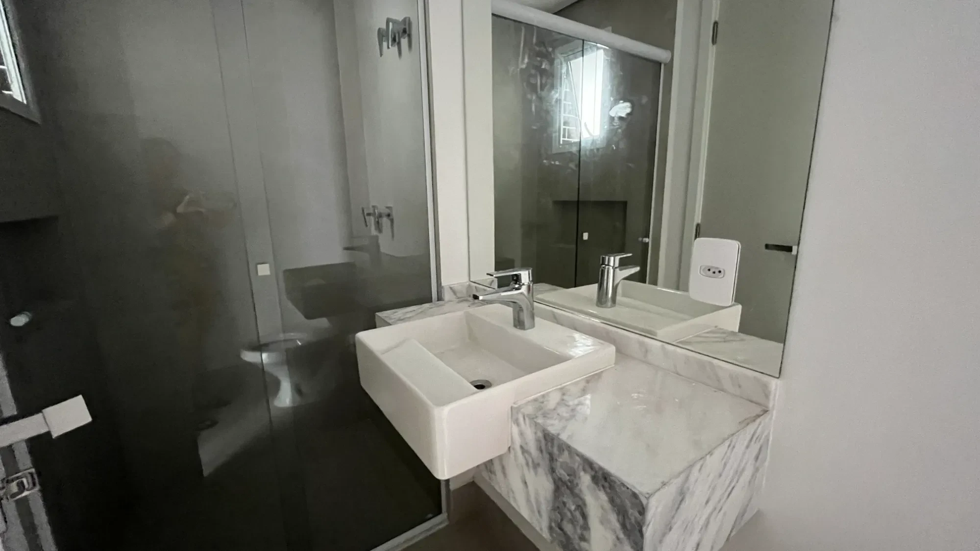 Imagem Apartamento com 2 Quartos à Venda, 82 m² em Aparecida - Santos