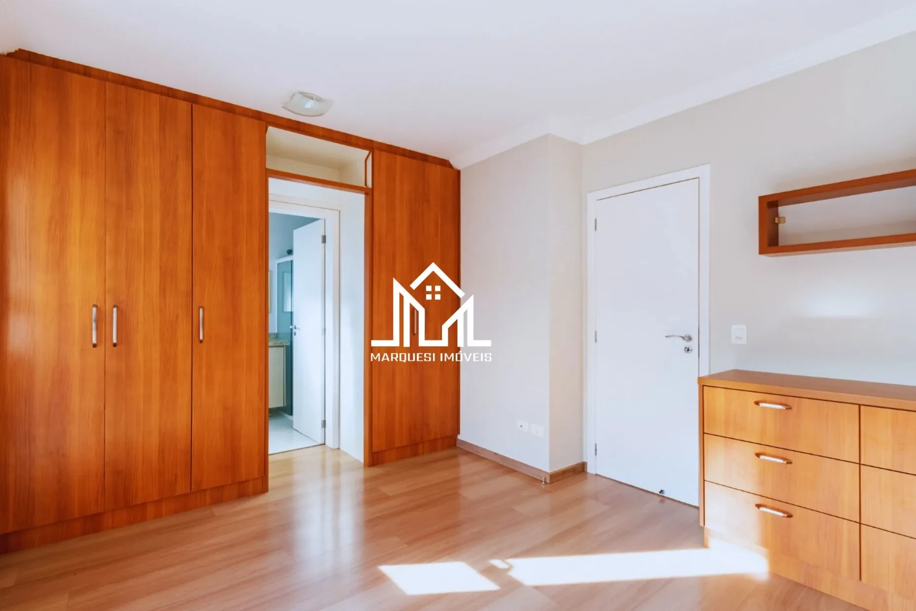 Imagem Casa de Condomínio com 3 Quartos à Venda, 162 m² em Bom Retiro - Curitiba