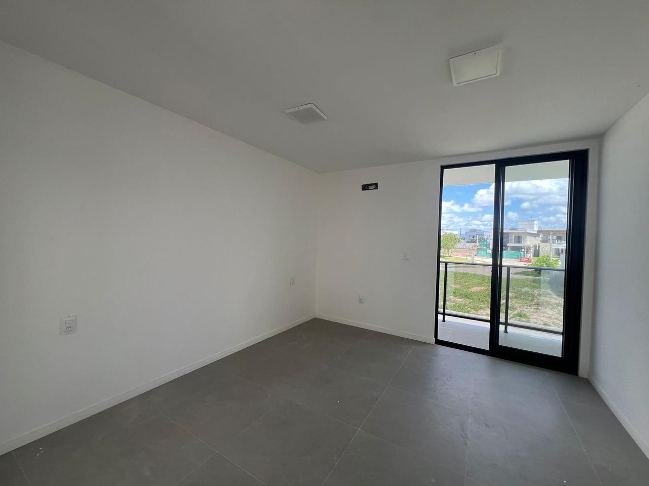 Imagem Casa de Condomínio com 4 Quartos à Venda, 295 m² em Cidade Alpha - Eusébio