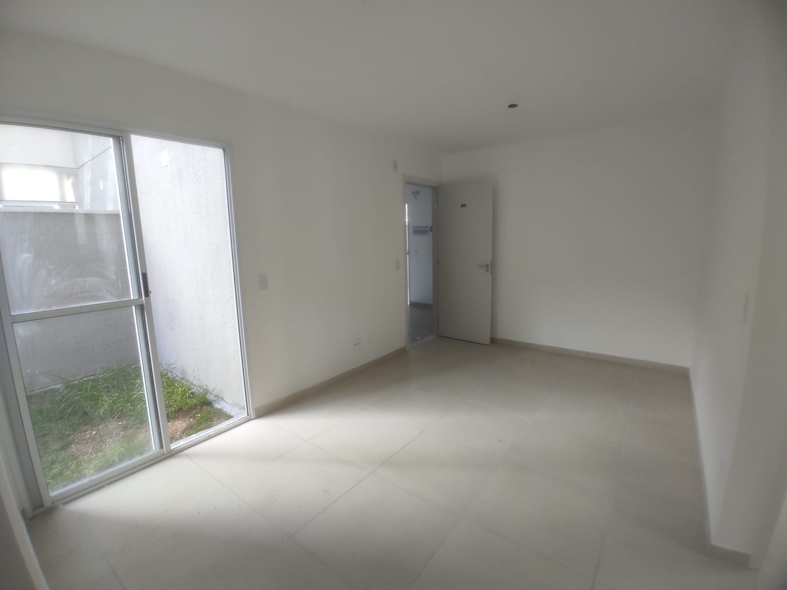Apartamento com 2 Quartos à Venda, 44 m² em Vargem Grande - Rio de Janeiro