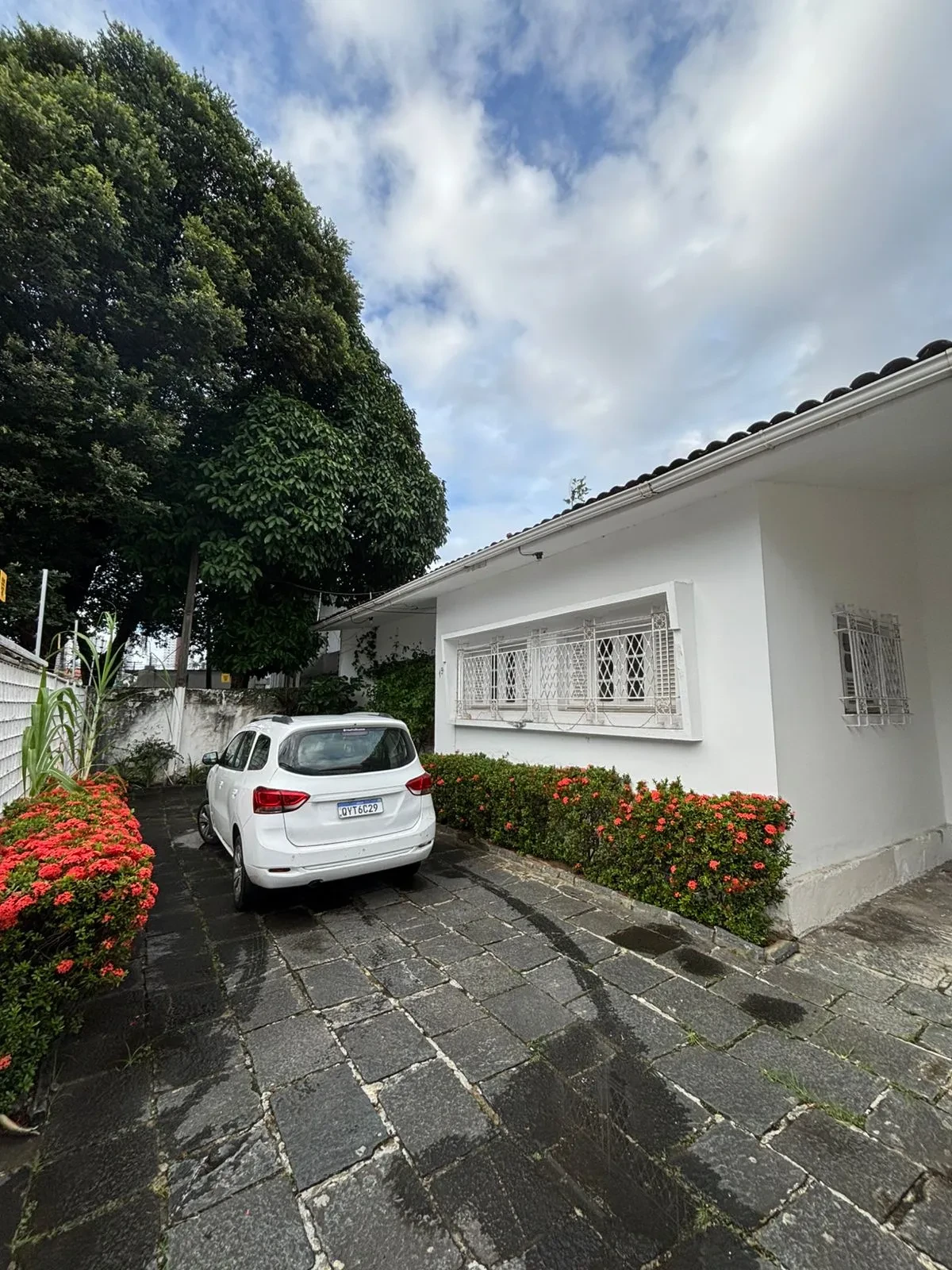 Imagem Casa com 4 Quartos à Venda, 202 m² em Madalena - Recife