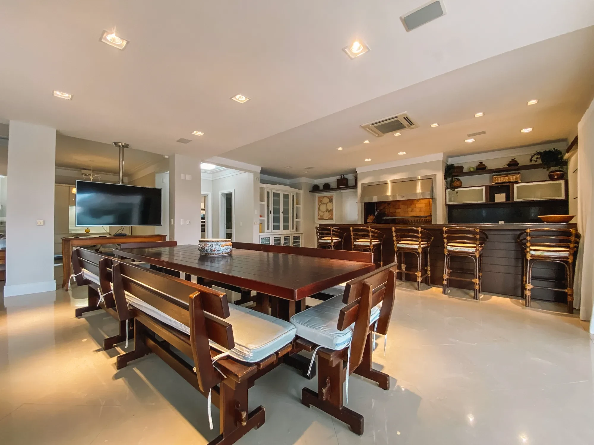 Imagem Casa com 5 Quartos à Venda, 950 m² em Jurerê Internacional - Florianópolis