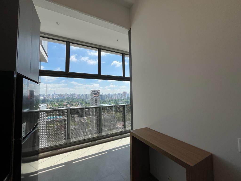 Imagem Apartamento com 1 Quarto para Alugar, 40 m²em Moema - São Paulo