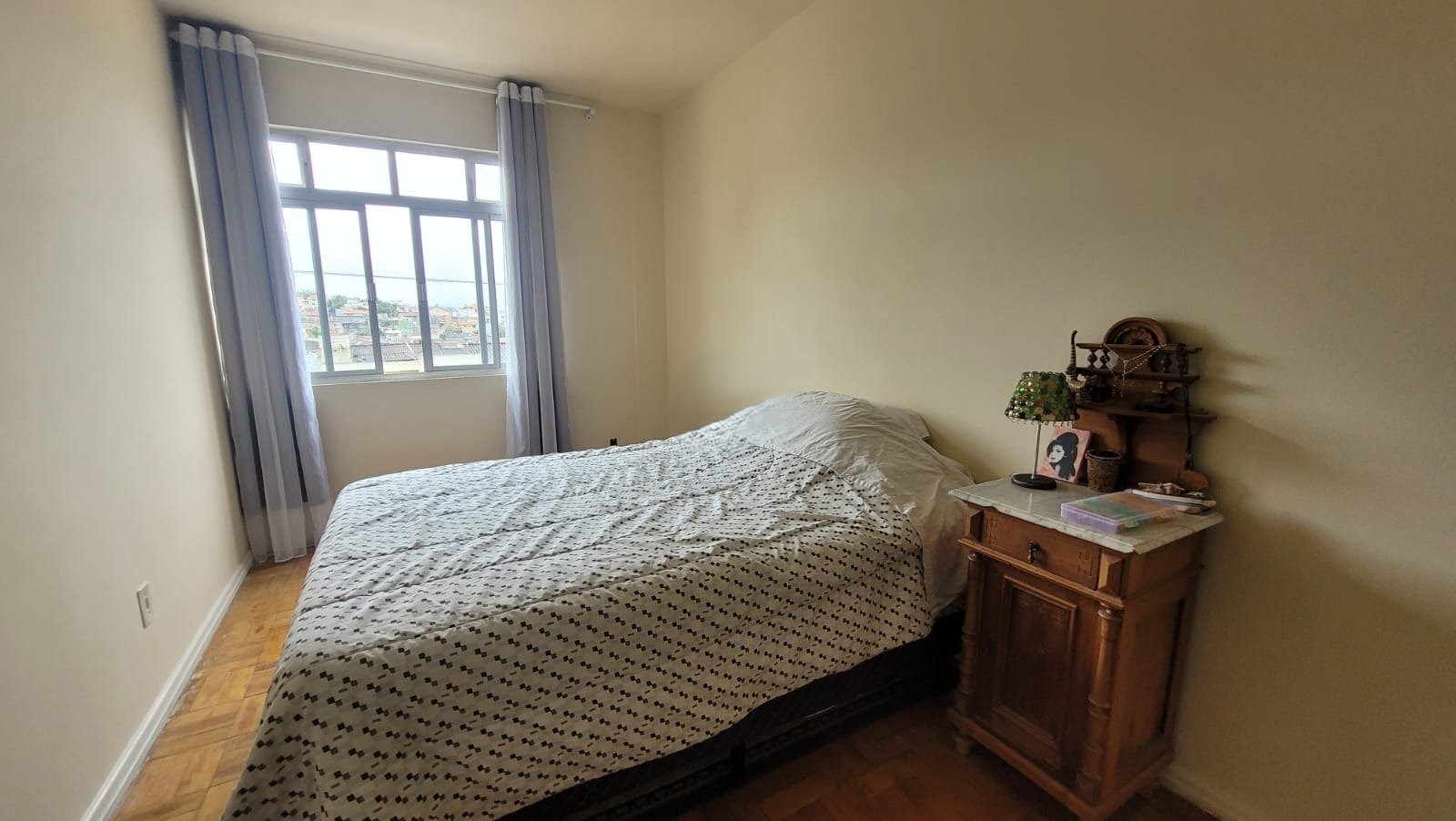 Imagem Apartamento com 2 Quartos à Venda, 5.700 m² em Coqueiros - Florianópolis