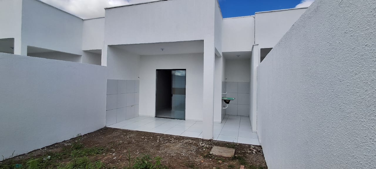 Foto do imóvel: Casa com 2 Quartos à Venda, 65.130 m² em Novo Horizonte - Feira de Santana