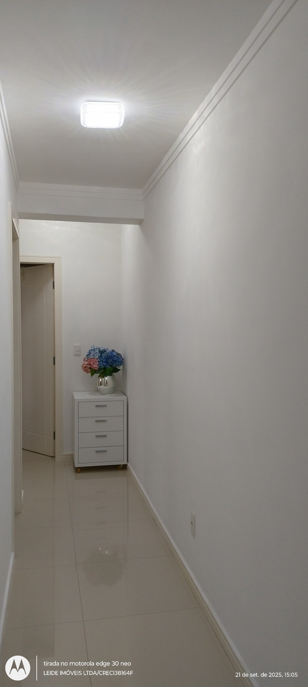Imagem Apartamento com 2 Quartos à Venda, 75 m² em Centro - Palhoça