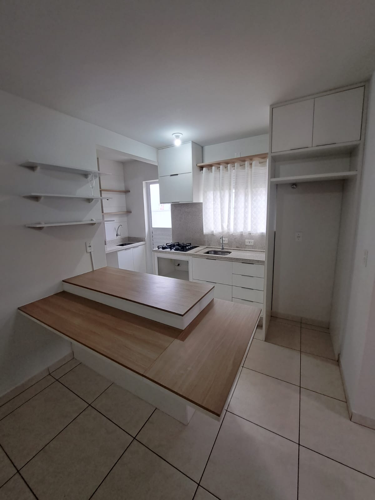 Imagem Apartamento com 2 Quartos para Alugar, 60 m² em Mina União - Criciúma