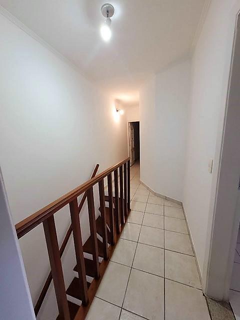 Imagem Sobrado com 3 Quartos à Venda, 200 m²em Conjunto Residencial Novo Pacaembu - São Paulo