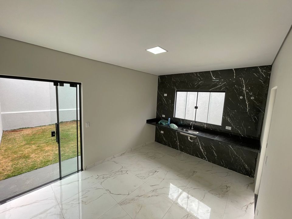 Imagem Casa com 2 Quartos à Venda, 190 m²em Jardim Batistão - Campo Grande