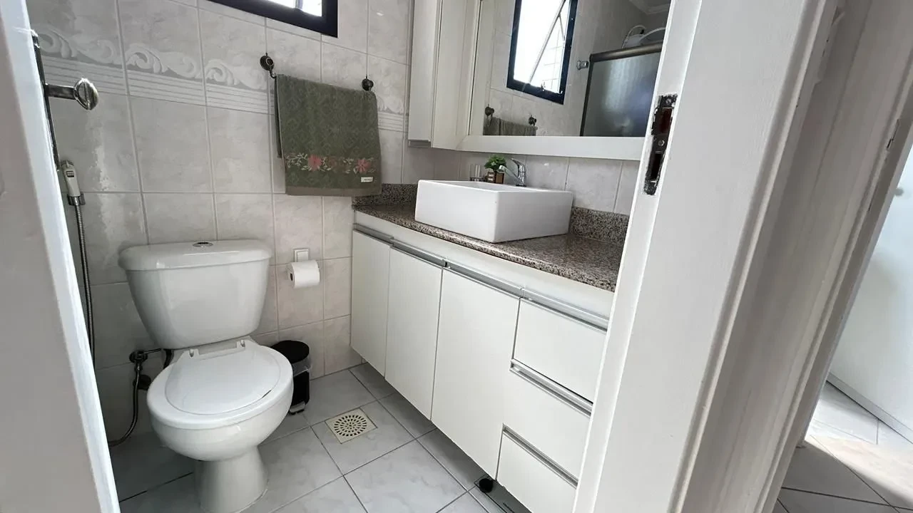 Imagem Apartamento com 2 Quartos à Venda, 82 metros em Embaré - Santos