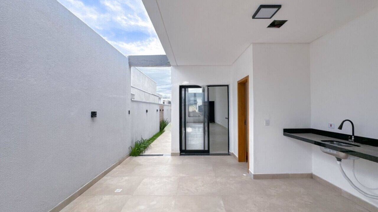 Imagem Casa de Condomínio com 3 Quartos à Venda, 135 m² em Parque Residencial Maria Elmira - Caçapava