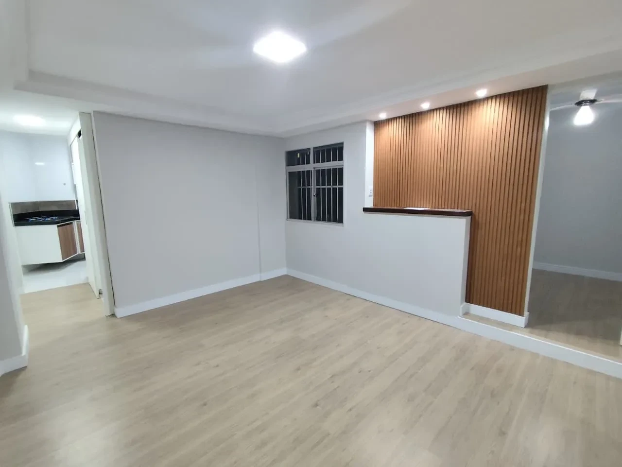 Imagem Apartamento com 2 Quartos à Venda, 56 metros em Pompéia - Santos
