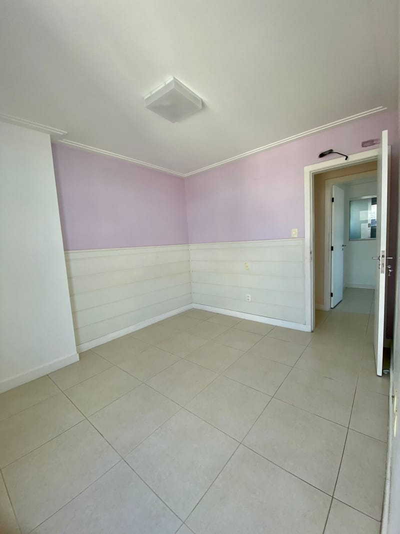 Imagem Apartamento com 2 Quartos à Venda, 88 m²em Candeal - Salvador