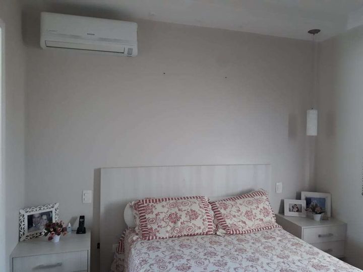 Imagem Casa de Condomínio com 2 Quartos à Venda, 160 m² em Loteamento Villa Branca - Jacareí