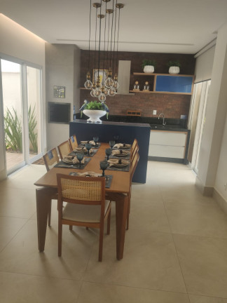 Imagem Casa de Condomínio com 3 Quartos à Venda, 200 m² em Sítios Santa Luzia - Aparecida de Goiânia