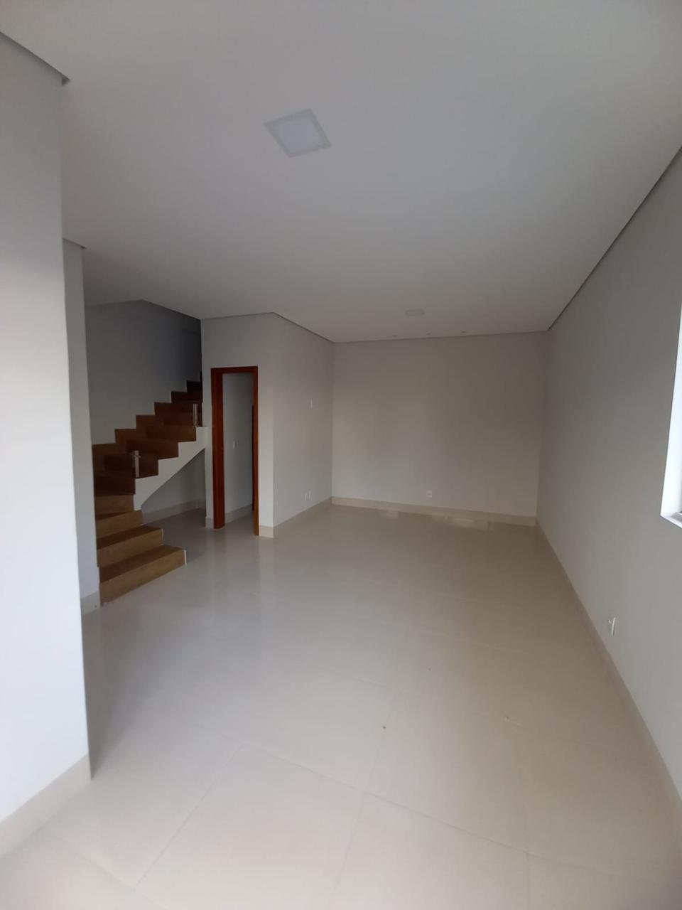 Imagem Casa com 2 Quartos para Alugar, 1 m²em Coophema - Cuiabá