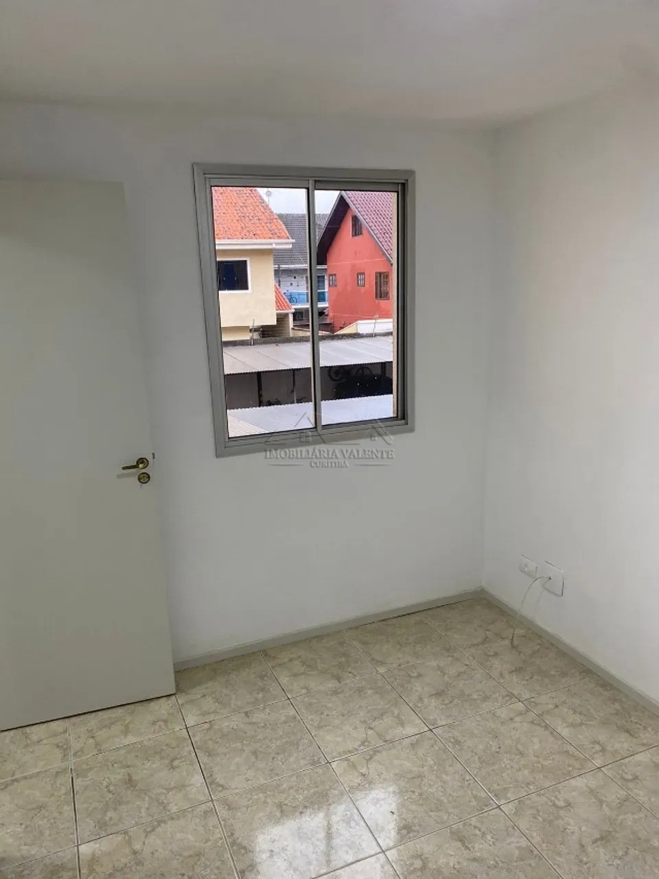 Imagem Apartamento com 2 Quartos à Venda, 49 m² em Fazendinha - Curitiba