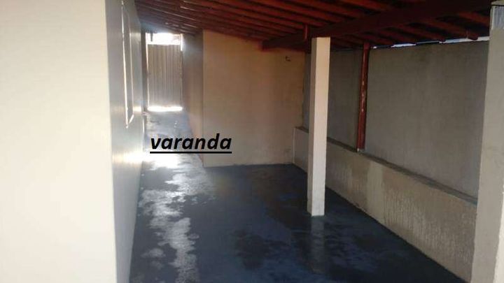 Imagem Casa com 2 Quartos à Venda, 170 m² em Caldas Novas