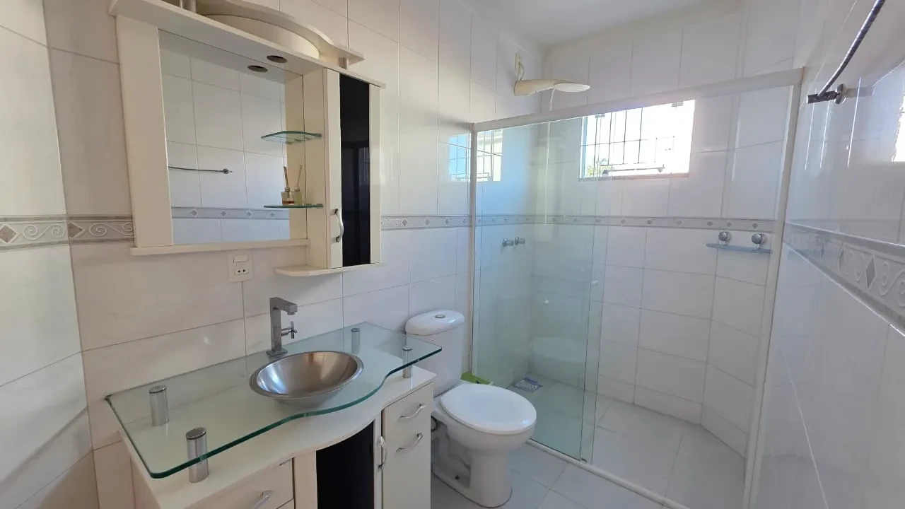 Foto do imóvel: Casa com 4 Quartos à Venda ou Locação, 378 m² em Pedra Branca - Palhoça