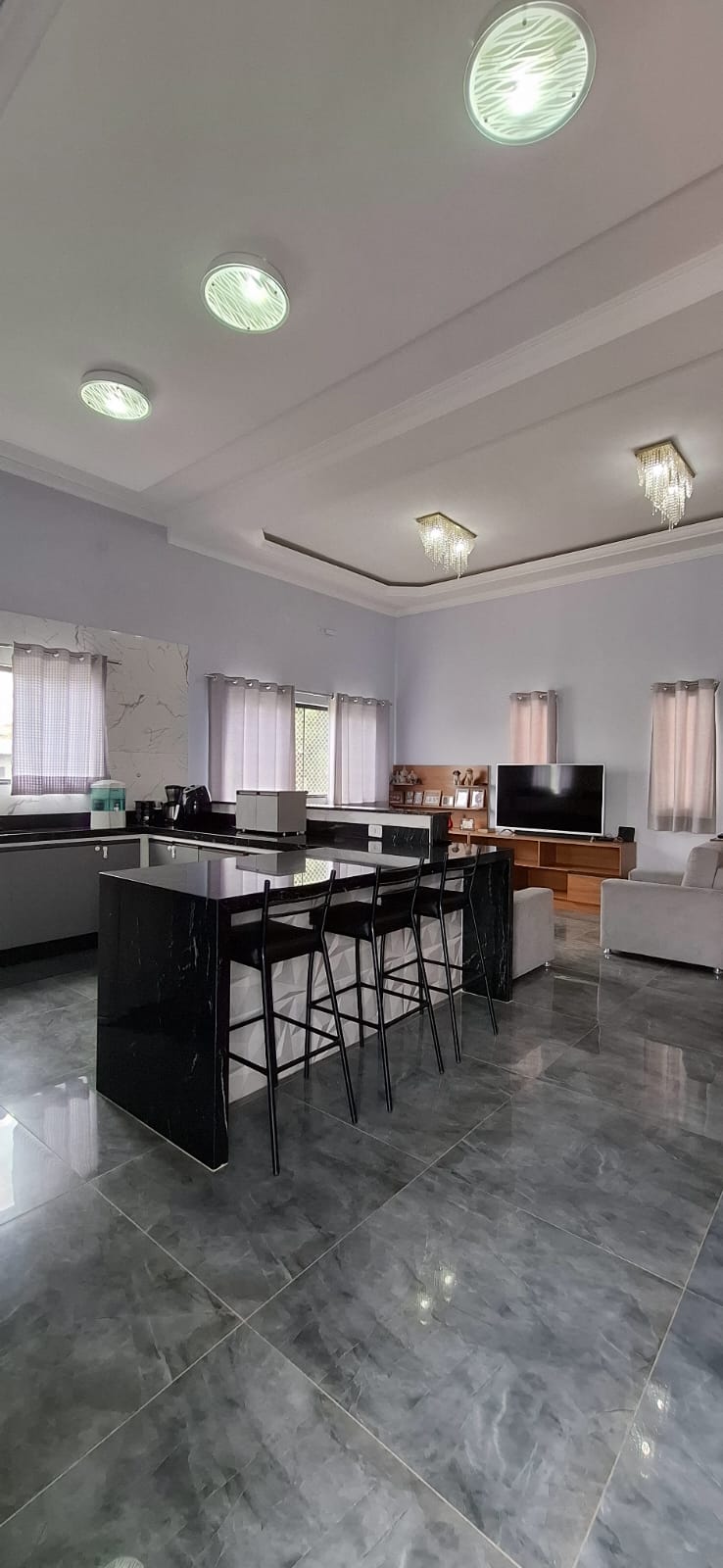 Imagem Casa de Condomínio com 5 Quartos à Venda, 350 m² em Jardim Shangri-Lá - Atibaia