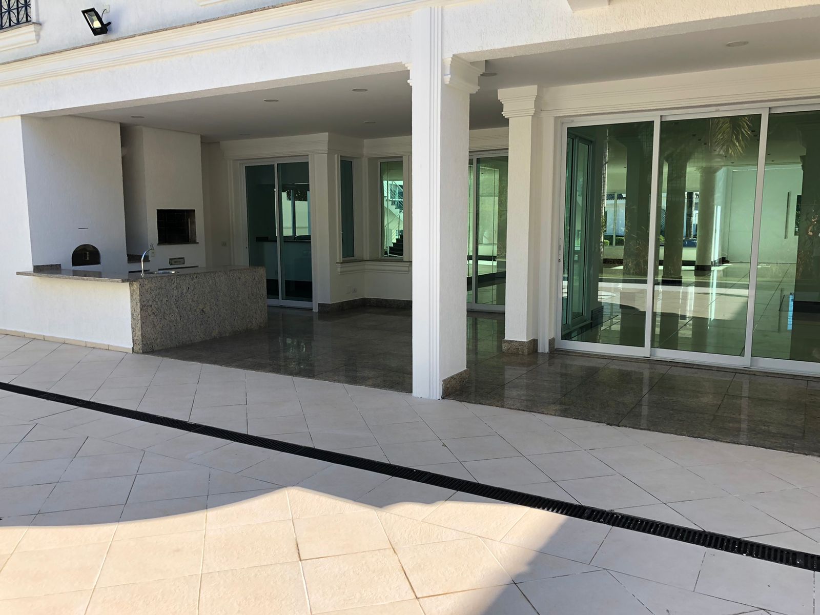 Imagem Casa de Condomínio com 5 Quartos à Venda ou Locação, 662 m²em Tamboré - Santana de Parnaíba