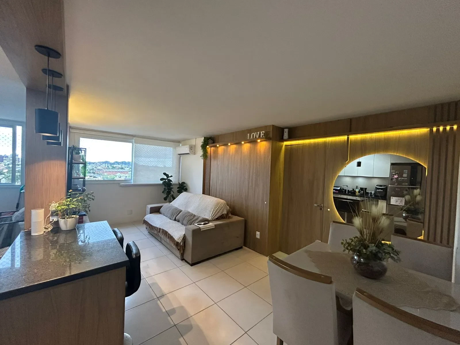 Imagem Apartamento com 3 Quartos à Venda, 68 metros em Torres - Torres