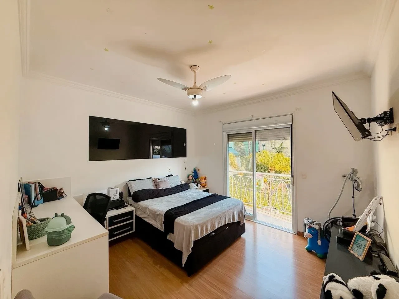 Imagem Casa de Condomínio com 4 Quartos à Venda, 368 m² em Jardim Indaiá - Embu das Artes