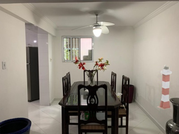 Casa com 3 Quartos à Venda, 198 m² em Parque Bitaru - São Vicente
