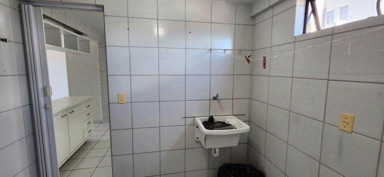 Imagem Apartamento com 3 Quartos à Venda, 95 m²em Aeroclube - João Pessoa