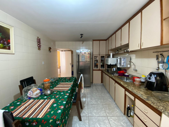 Imagem Sobrado com 4 Quartos à Venda, 209 m²em Setor Bela Vista - Goiânia