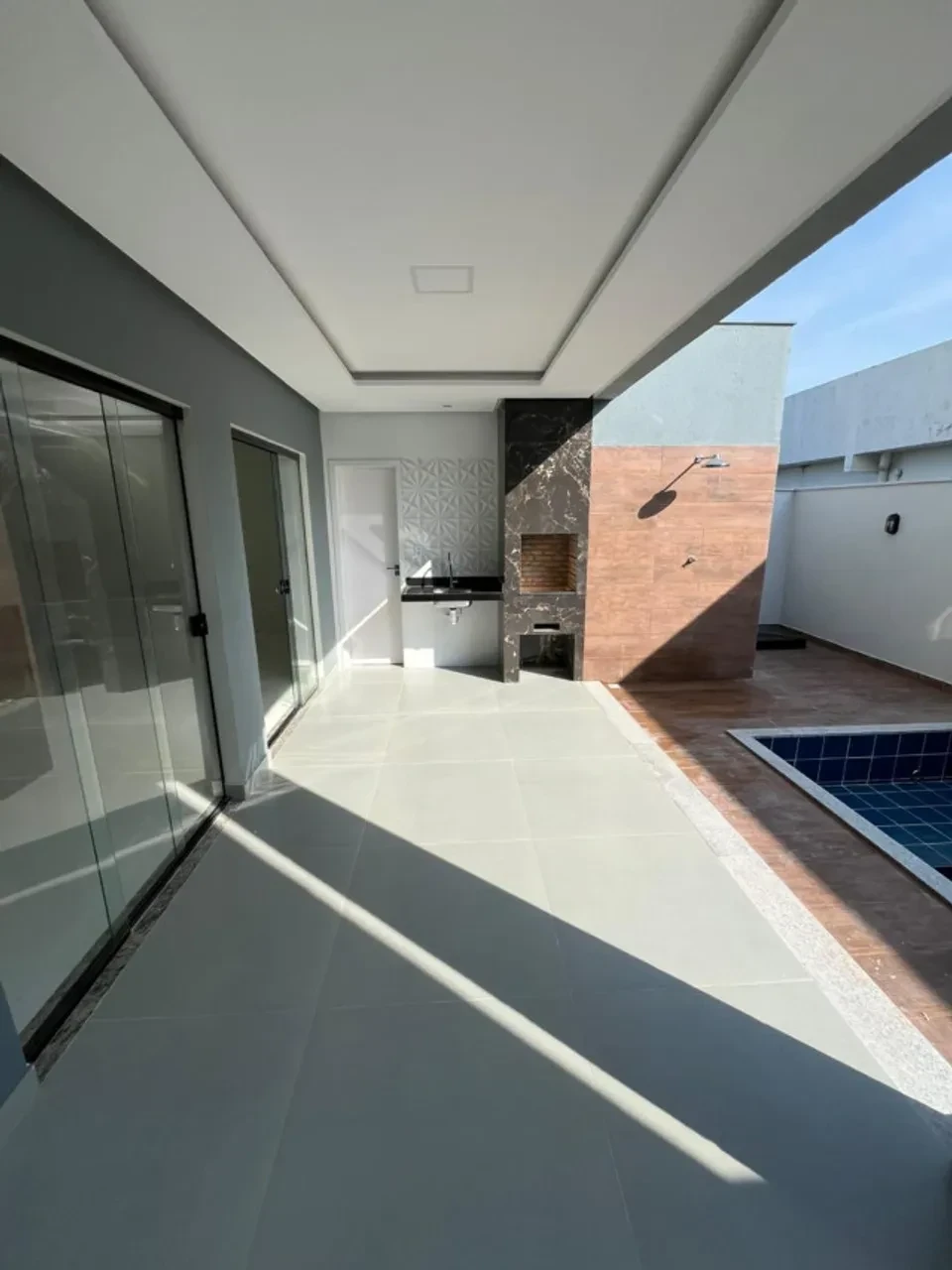 Imagem Casa de Condomínio com 4 Quartos à Venda, 210 m² em Quarenta Horas (Coqueiro) - Ananindeua