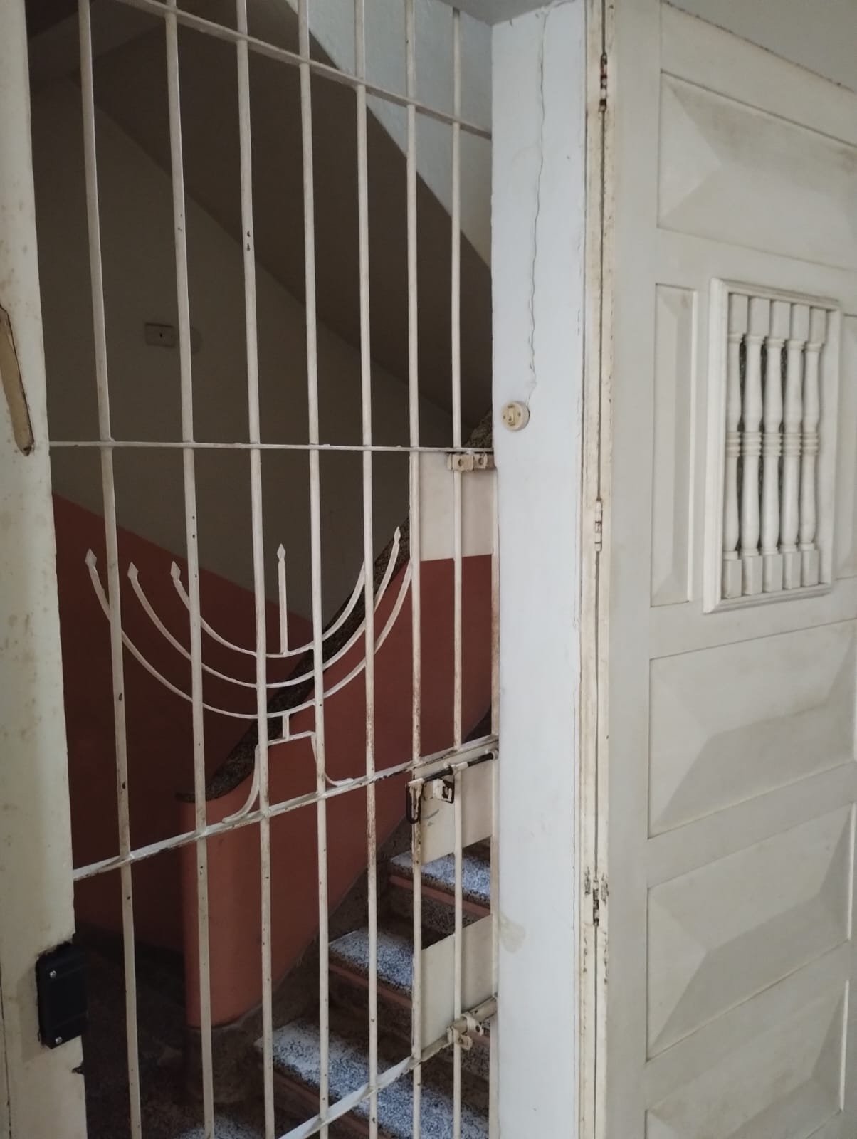 Imagem Apartamento com 2 Quartos à Venda, 120 m² em Campina - Belém