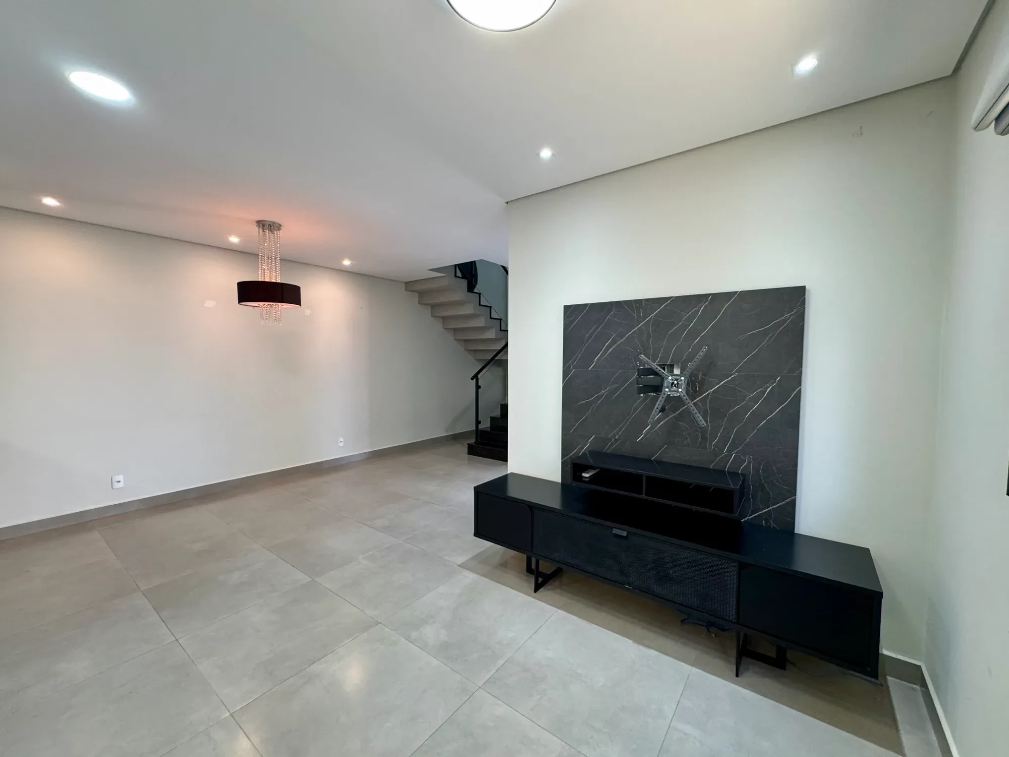 Imagem Casa de Condomínio com 3 Quartos à Venda ou Locação, 150 m² em Cajuru do Sul - Sorocaba